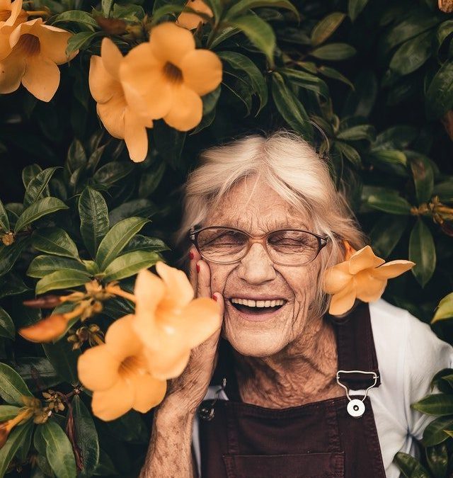 Exploring the Connection Between Cataracts and Aging